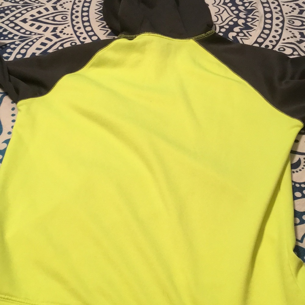 Sweatshirt - Picture 3 of 4
